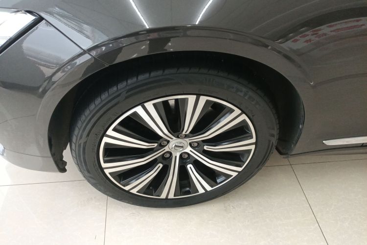 沃尔沃S90 2021款 B5 智逸豪华版车身外观6007