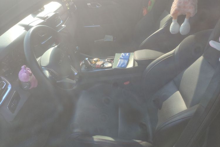 领克03 2019款 1.5TD DCT劲版 国VI中控内饰19