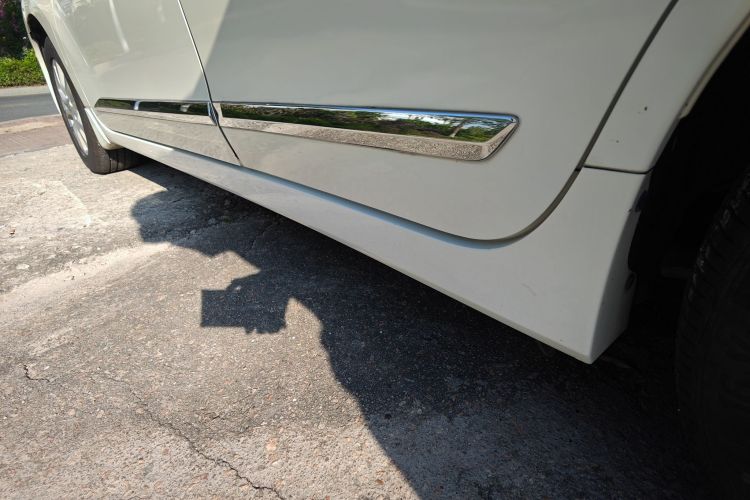 日产 天籁 2013款 2.0L XL舒适版局部细节9002