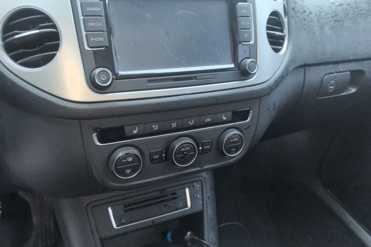 大众 途观 2015款 1.8TSI 自动两驱豪华型中控内饰16