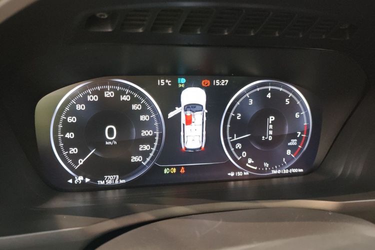 沃尔沃XC90 2018款 T6 智逸版 7座中控内饰14