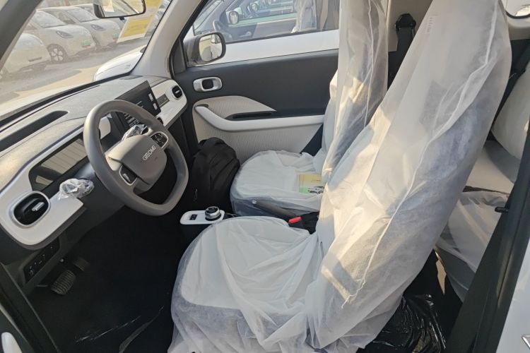 吉利银河 熊猫 2025款 210km 元气熊中控内饰19