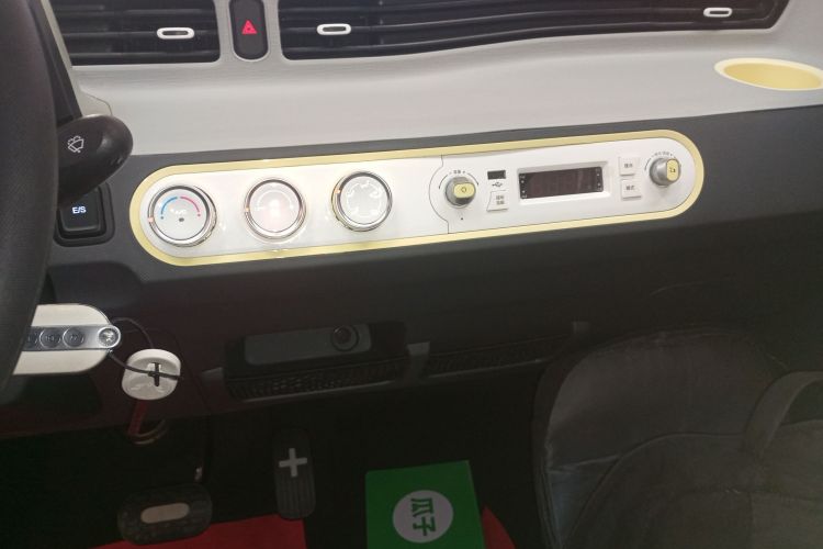 五菱汽车 宏光MINIEV 2022款 马卡龙臻享款 磷酸铁锂中控内饰16