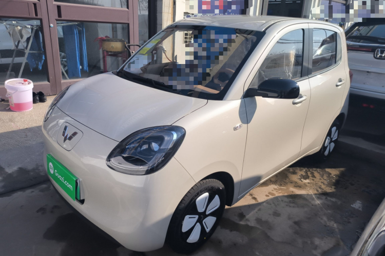 五菱汽车 宏光MINIEV 2025款 四门版 进阶款车身外观1