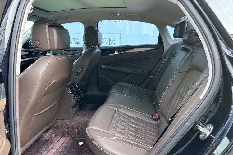 大众 帕萨特 2019款 380TSI 旗舰版 国VI中控内饰21