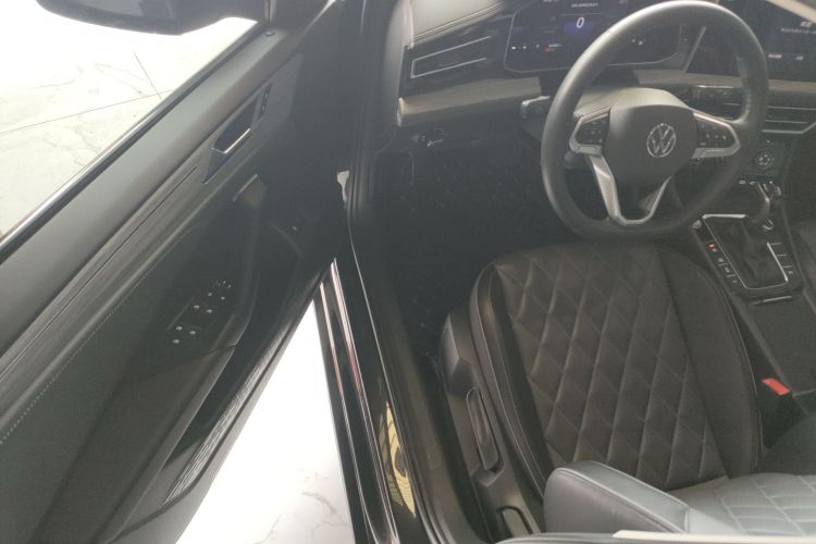 大众 速腾 2023款 300TSI DSG超越版中控内饰7003