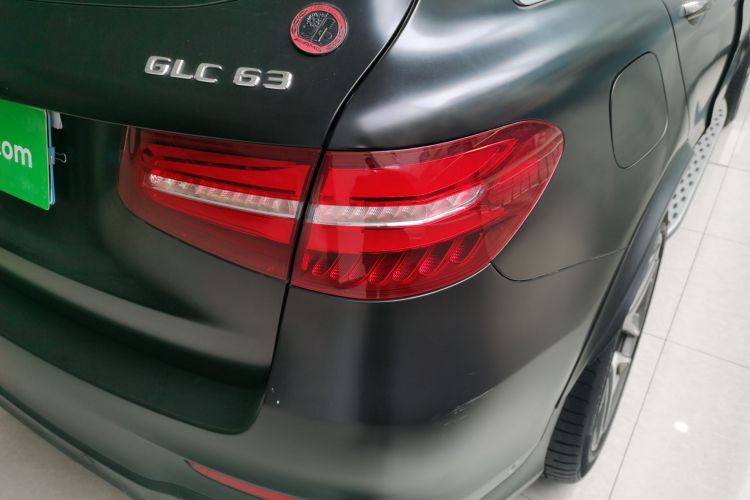 奔驰GLC AMG 2018款 AMG GLC 63 4MATIC+车身外观9