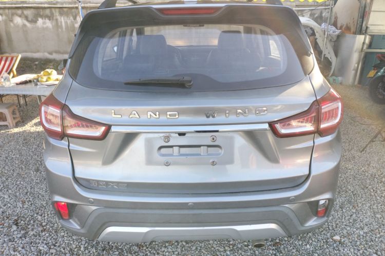 陆风X2 2017款 1.6L 自动铂锐版车身外观6