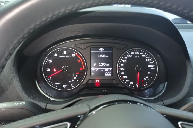 奥迪Q2L 2021款 35 TFSI 时尚动感型中控内饰14