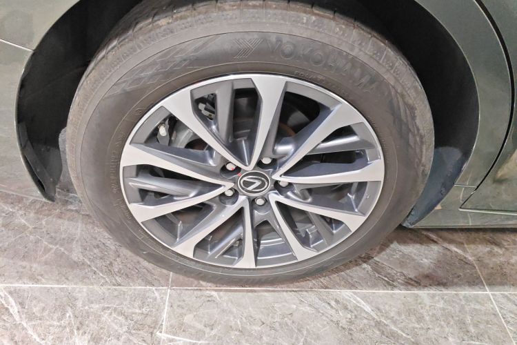 雷克萨斯ES 2024款 200 臻享版车身外观6008