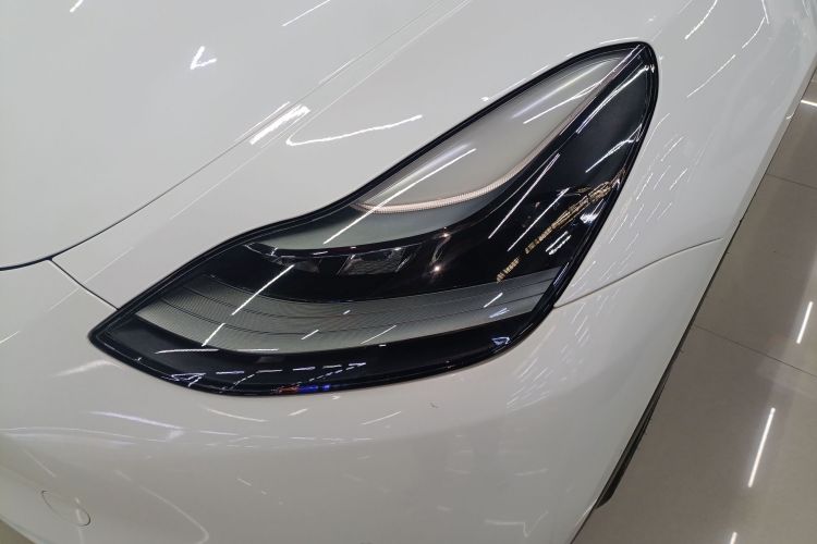 特斯拉 Model Y 2021款 标准续航后驱版局部细节36