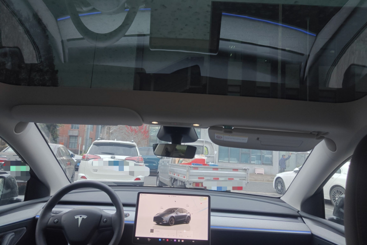 特斯拉 Model Y 2024款 后轮驱动版中控内饰22