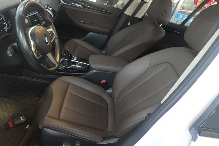 宝马X3 2018款 xDrive25i M运动套装 国VI中控内饰19
