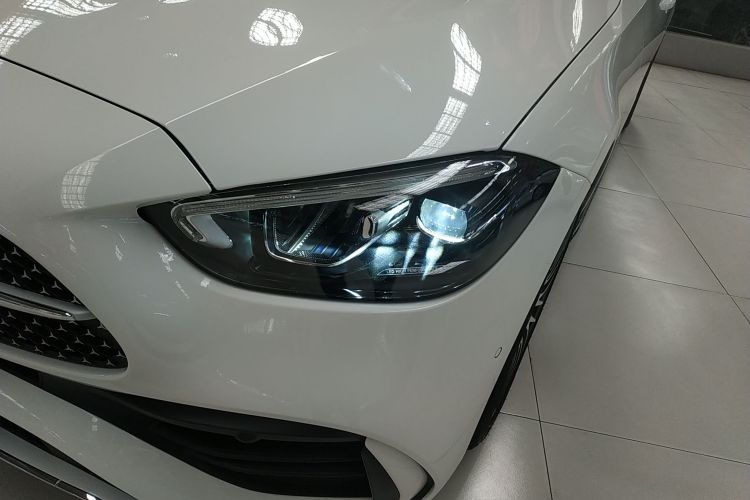 奔驰C级 2023款 C 260 L 运动版局部细节36