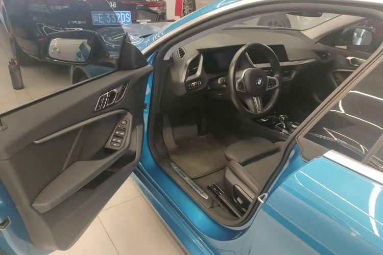 宝马2系(进口) 2021款 225i 四门轿跑车 M运动套装中控内饰20