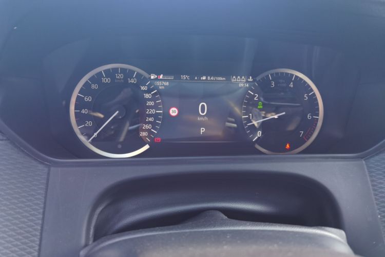 路虎 揽胜星脉 2022款 250PS中控内饰14