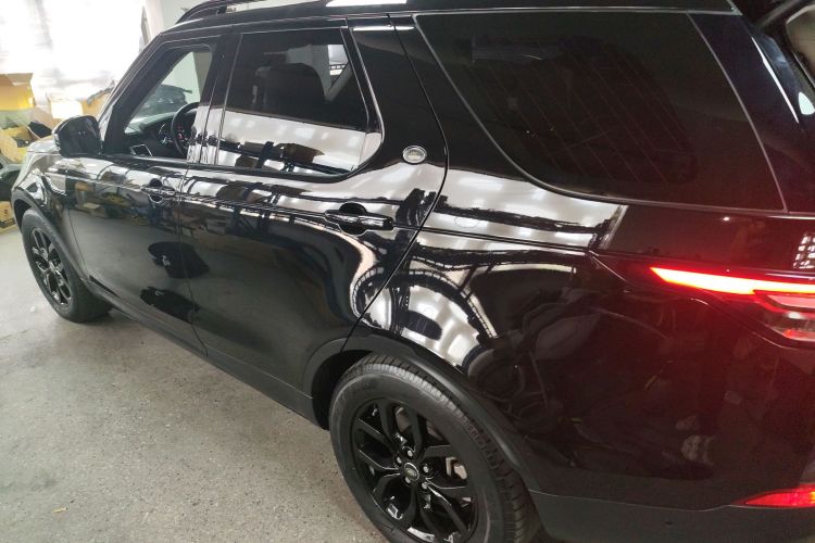 路虎 发现 2019款 3.0 SC V6 SE车身外观4