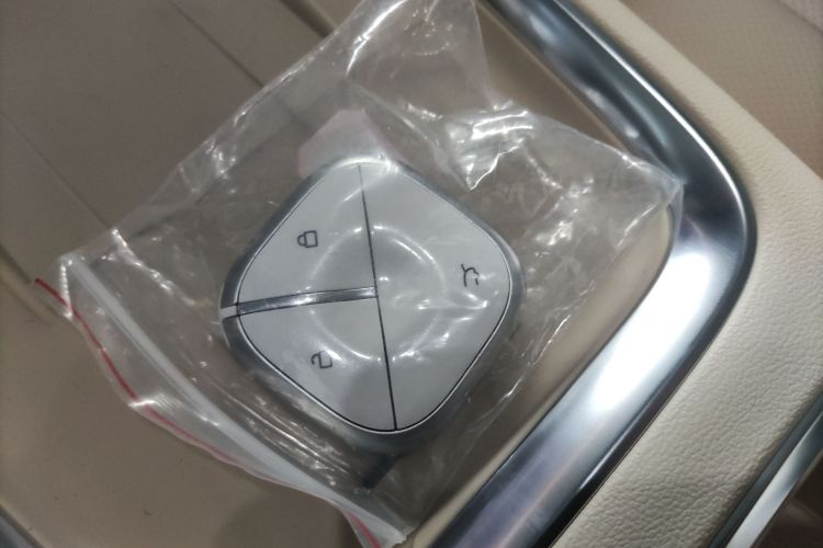 五菱汽车 缤果S 2025款 325km 尊享款中控内饰11