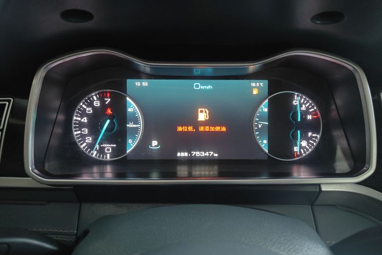 众泰 大迈X7 2017款 2.0T DCT至尊型中控内饰14
