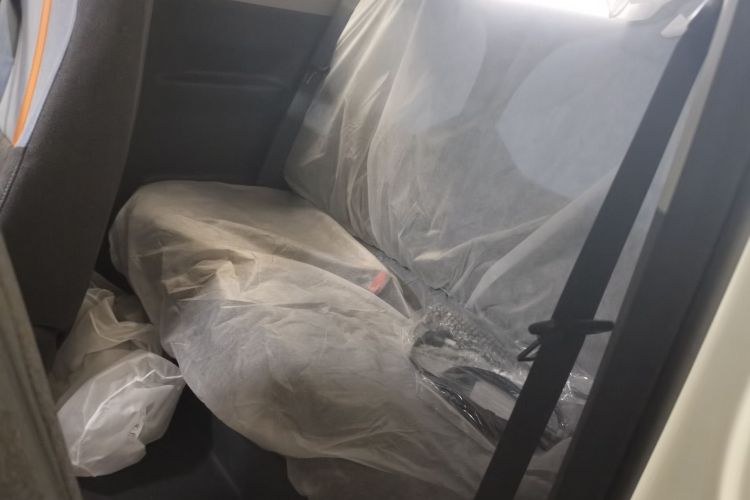 吉利银河 2024款 熊猫mini 200km 耐力熊中控内饰21