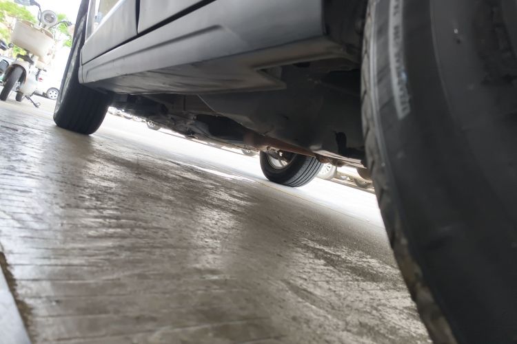 哈弗H6 2019款 运动版 1.5T 自动两驱精英型 国VI机舱底盘30