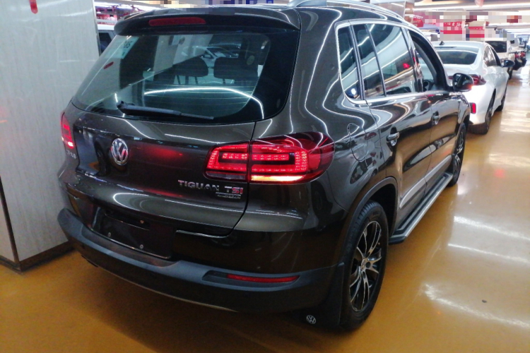 大众 途观 2013款 1.8TSI 自动四驱豪华型车身外观6005