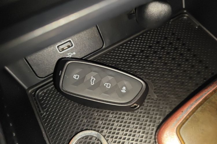 哈弗大狗 PLUS 2023款 1.5T 两驱潮野版Plus中控内饰11