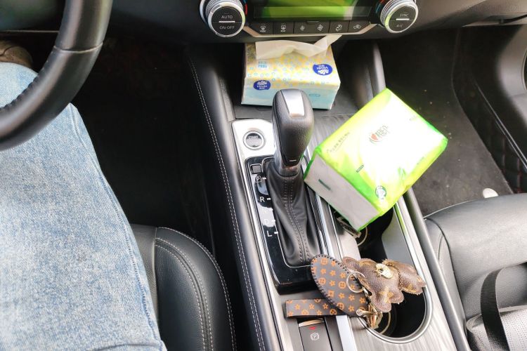 日产 天籁 2021款 2.0T XL 智进版中控内饰18