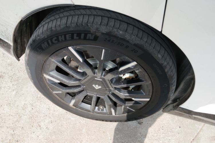 昊铂HT 2024款 825鸥翼激光雷达版车身外观6008