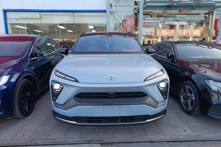 蔚来ES6 2020款 600KM 运动版车身外观2