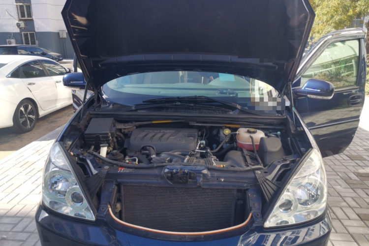 别克GL8 2014款 2.4L 行政版局部细节24