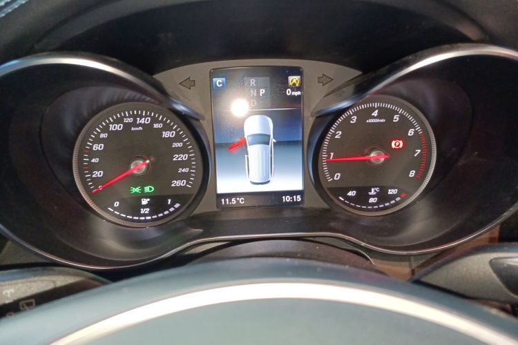 奔驰GLC 2019款 GLC 260 L 4MATIC 动感型中控内饰14