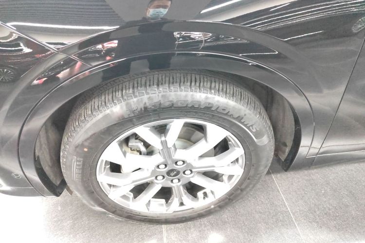 福特 2023款 锐界L 2.0T EcoBoost 四驱七座至尊型车身外观6007