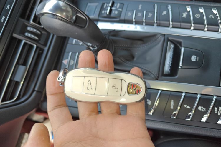 保时捷 2021款 Macan 2.0T中控内饰7001