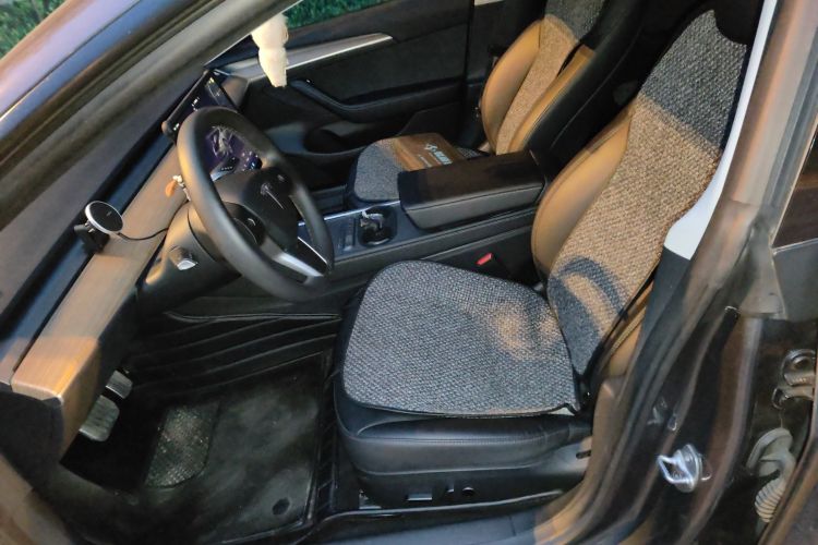 特斯拉 Model 3 2022款 后轮驱动版局部细节19