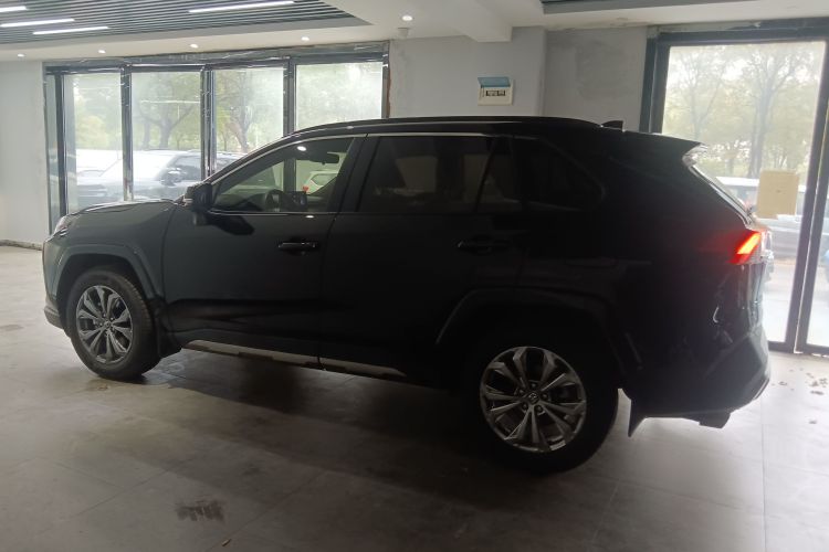 丰田 RAV4荣放 2024款 2.0L CVT两驱风尚Plus版车身外观6003