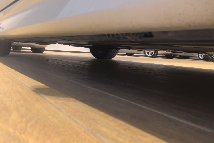 宝马3系 2019款 320i M运动曜夜版局部细节9001