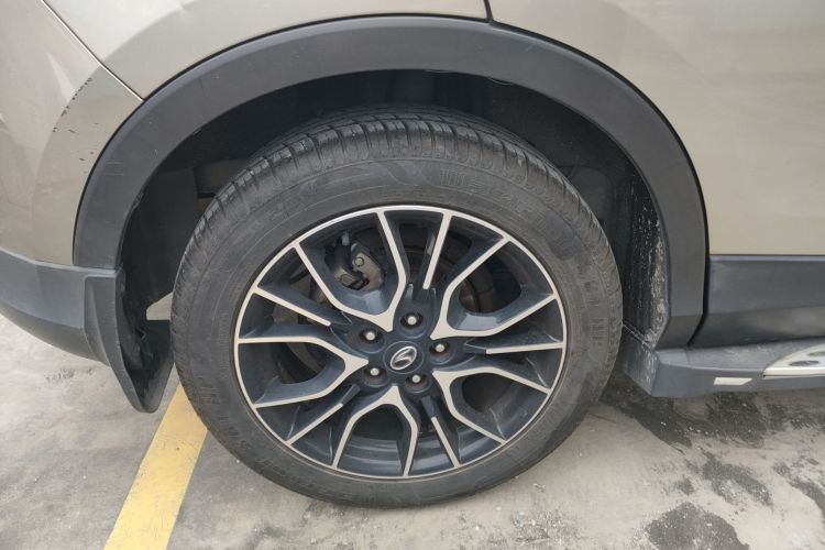 东南DX3 2018款 1.5T CVT尊贵型车身外观6008