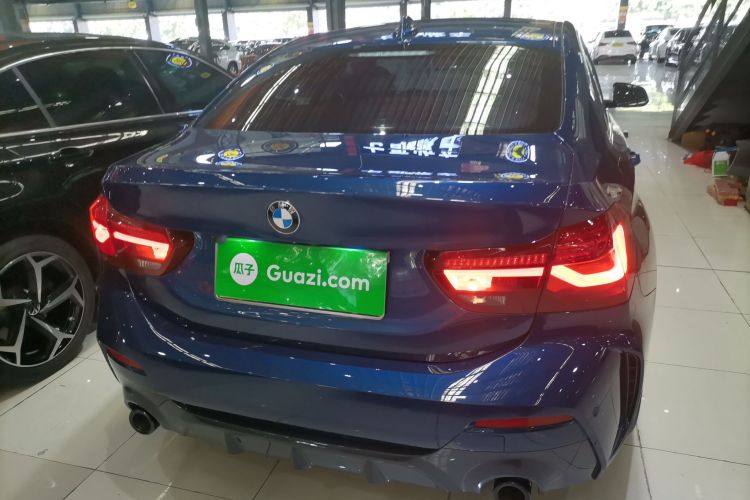 宝马1系 2023款 125i M运动曜夜版车身外观6