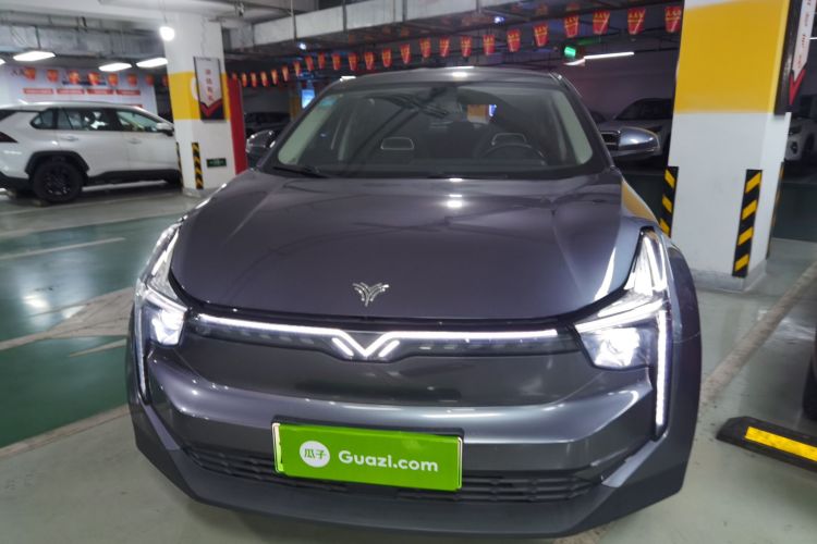 哪吒汽车 哪吒U 2021款 Pro 400 巡航版车身外观2