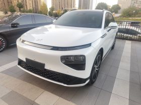 小鹏G9 2022款 570 Pro