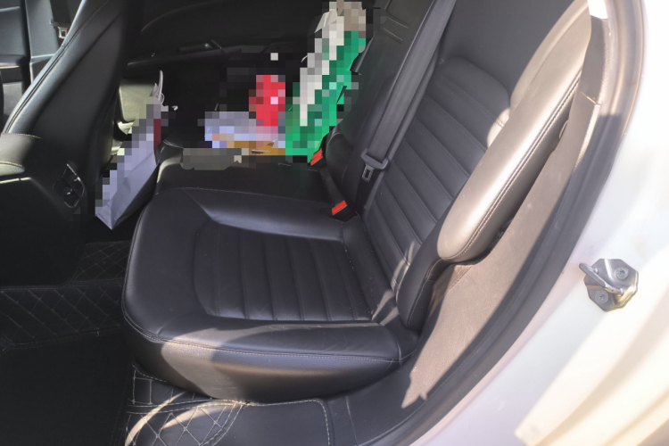 福特 蒙迪欧 2017款 EcoBoost 180 时尚型中控内饰7004