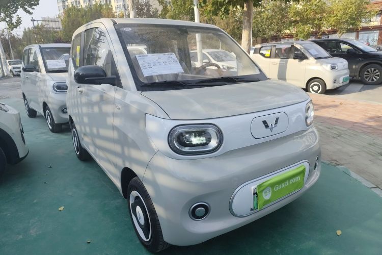 五菱汽车 宏光MINIEV 2024款 第三代 215km 青春版车身外观3