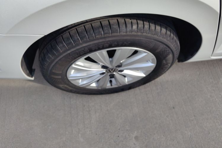 大众 朗逸 2023款 新锐 1.5L 自动新逸版车身外观6008