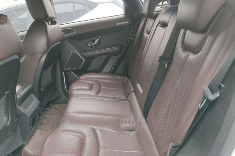 陆风X7 2015款 2.0T 全景尊贵版中控内饰21