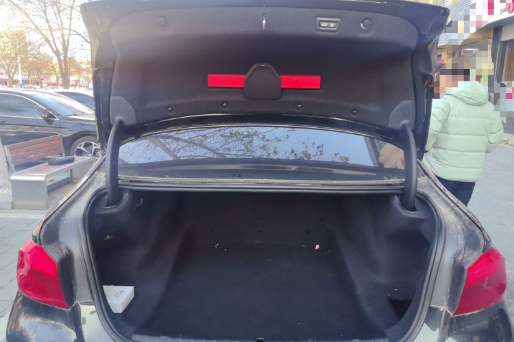 宝马5系 2018款 改款 540Li 行政版局部细节23