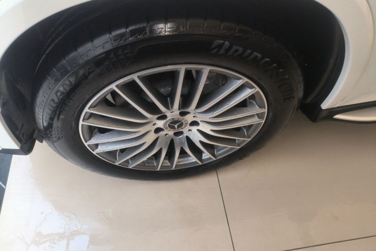 奔驰GLC 2023款 GLC 300 L 4MATIC 动感型 5座车身外观6007