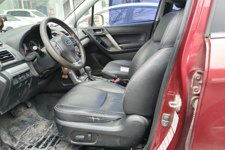 斯巴鲁 森林人 2013款 2.5i 自动豪华版局部细节19