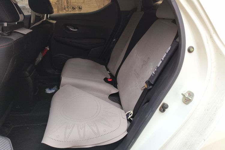 日产 蓝鸟 2016款 1.6L CVT智酷版中控内饰21