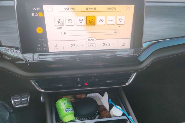 大众 威然 2022款 380TSI 尊驰版中控内饰16